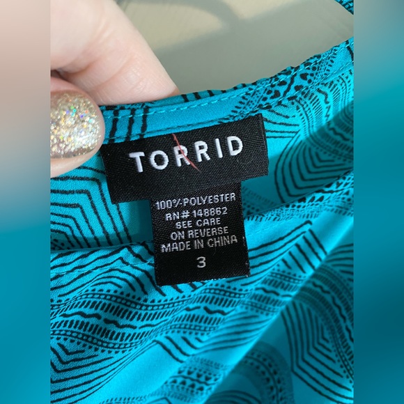 Torrid size 3 teal blouse! - Picture 4 of 10